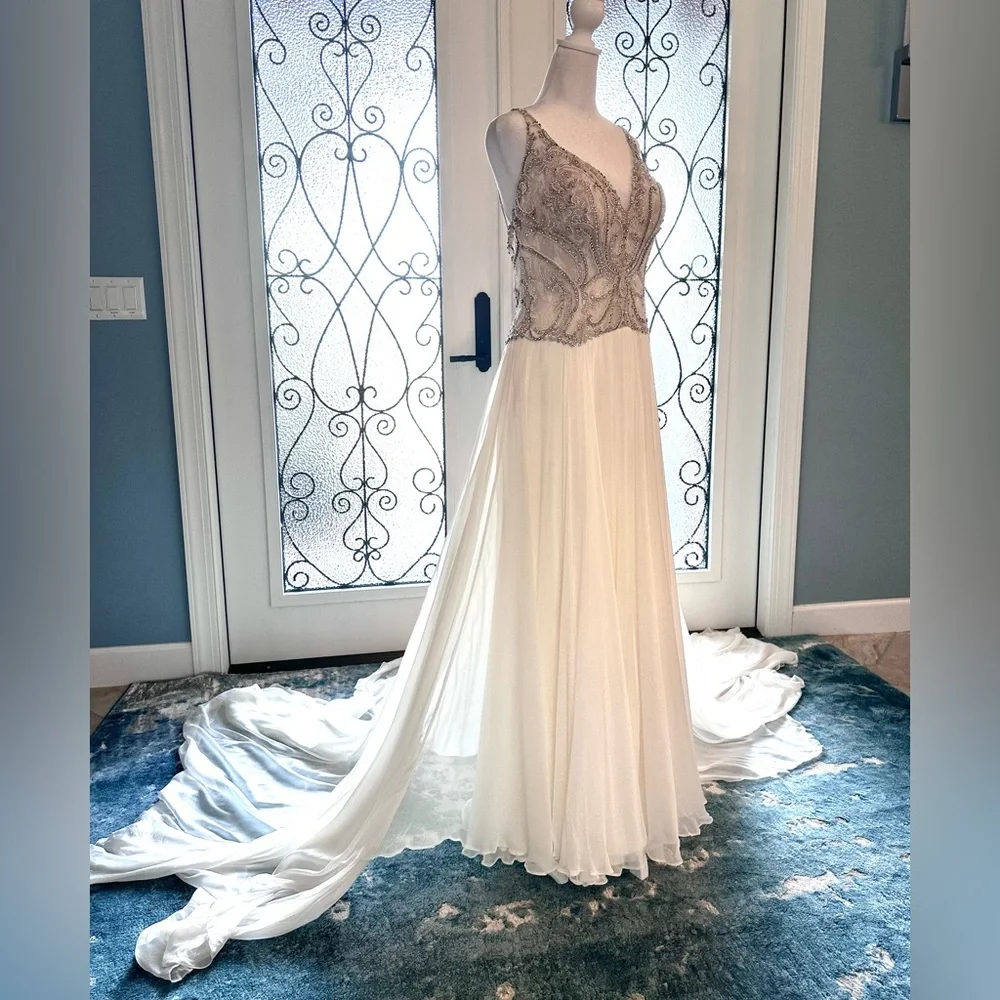 Customized Martina Liana 938 Boho Ivory Silk And Lace Wedding Dress Size 12 US - Picture 5 of 16